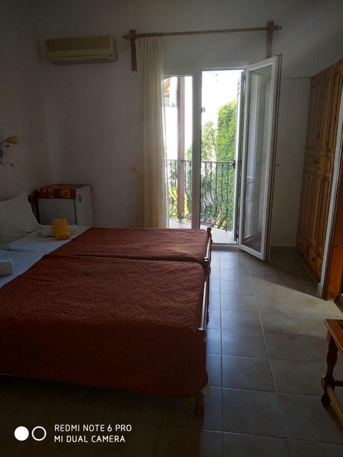 Pension Nikolas Skiathos Town Luaran gambar